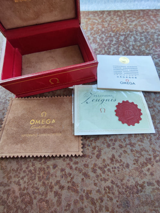 VERY RARE Omega Premium Box & papers for Pie Pan Models 1965