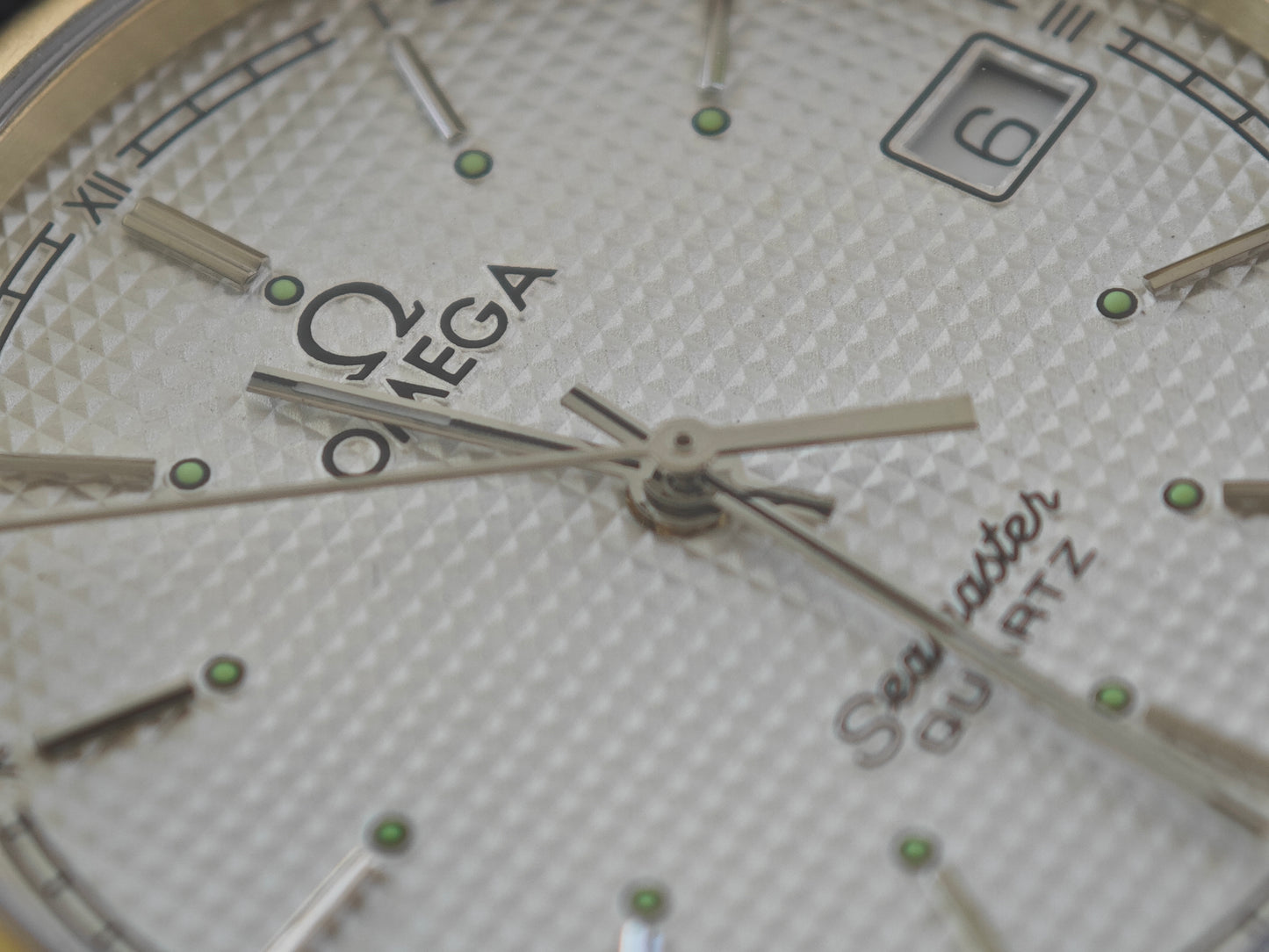 SUPER Rare White Waffle Dial OMEGA SEAMASTER Quartz 1425