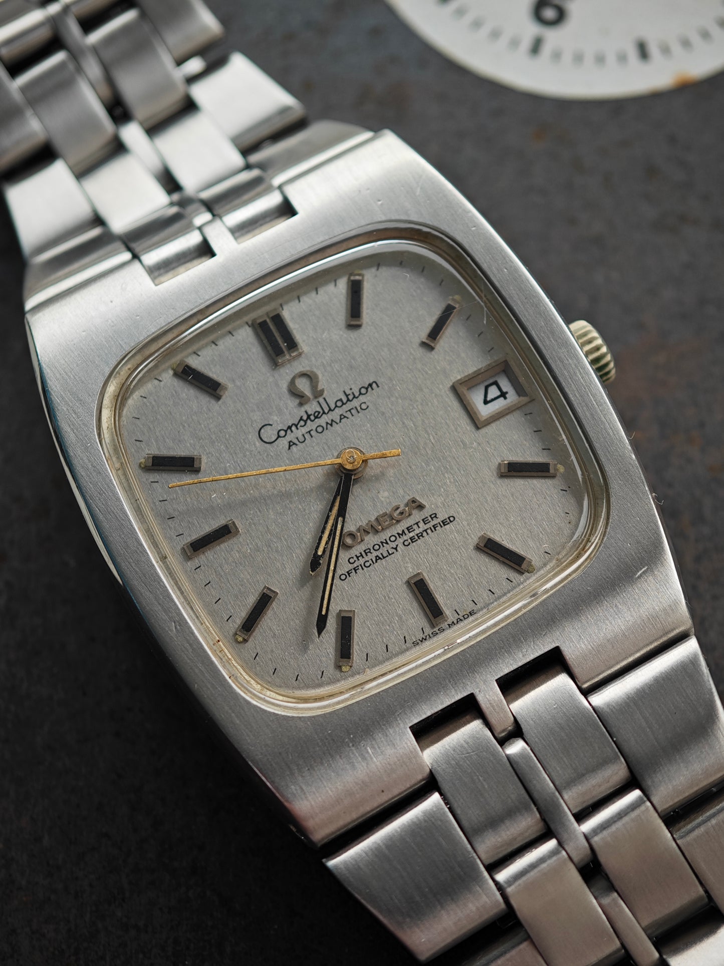 Near MINT OMEGA Constellation TV Chronometer Automatic - super long bracelet