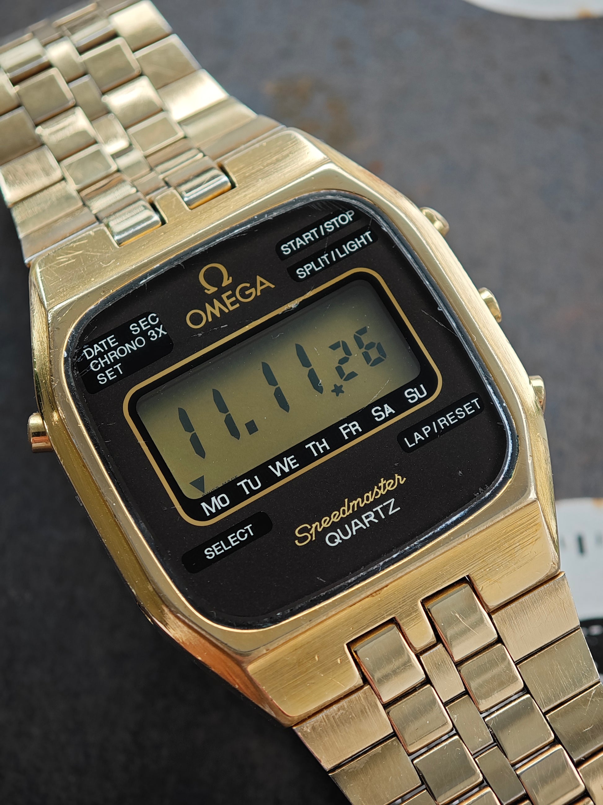 VERY GOOD VERY RARE Omega Speedmaster LCD 1620 1860009