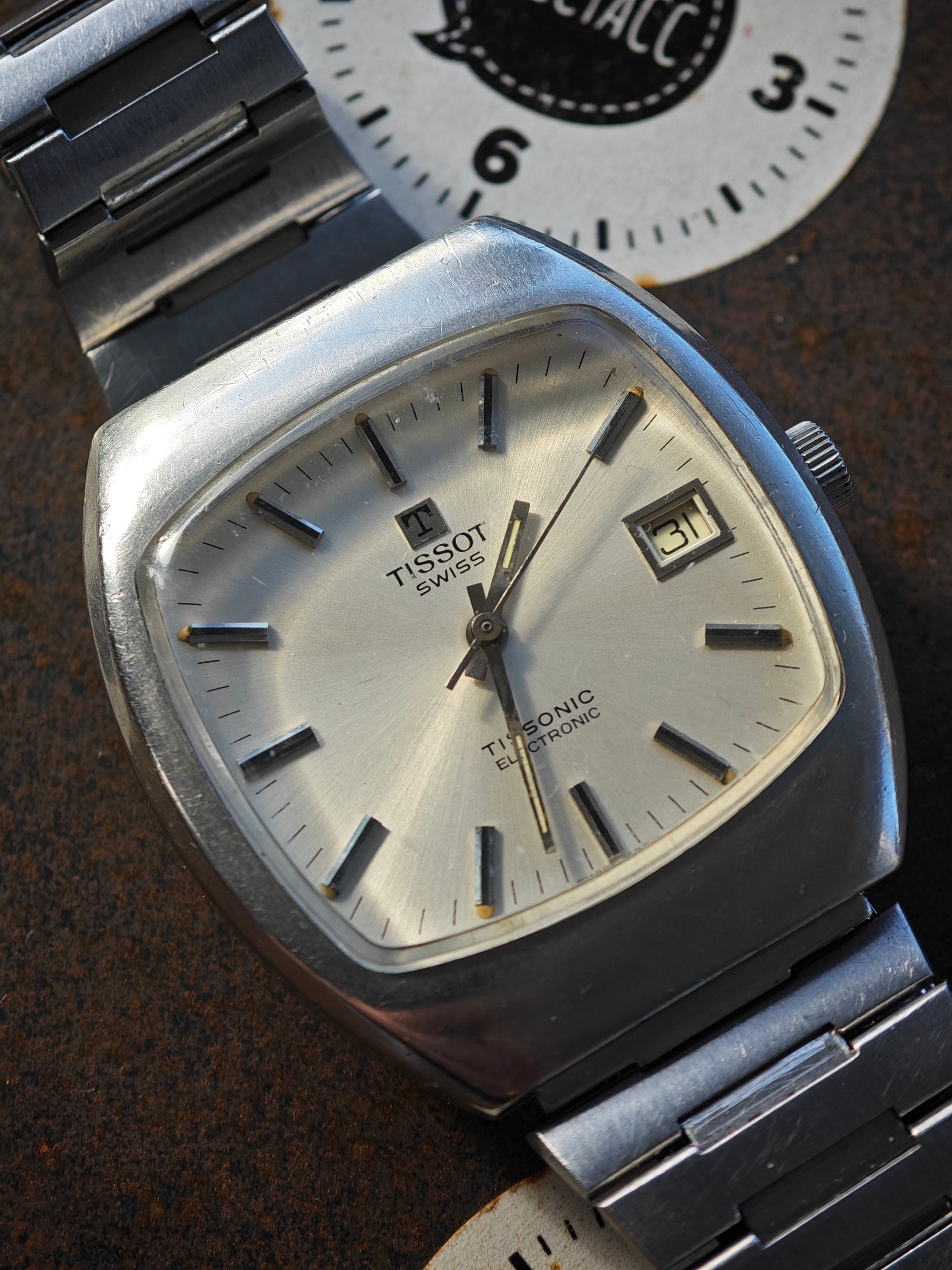 Vintage Tissot Tissonic Tuning Fork watch, HUGE JUMBO TV Case