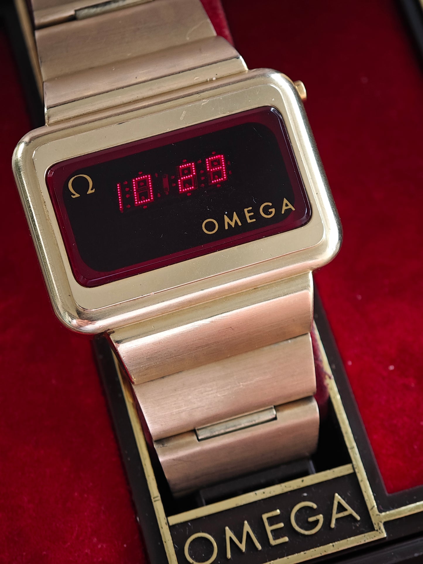 OMEGA TC3 LED watch 196.0045 goldplated & ULTRA Rare Box & Outer Box