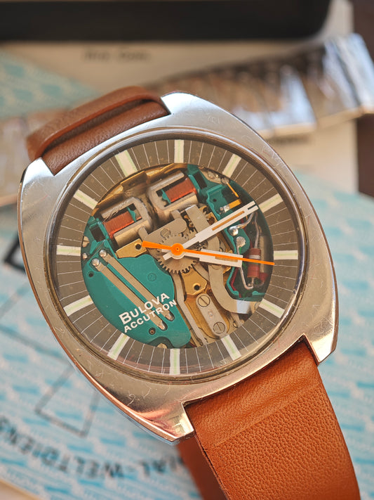 Very Good Bulova Accutron Spaceview FULL SET for collection