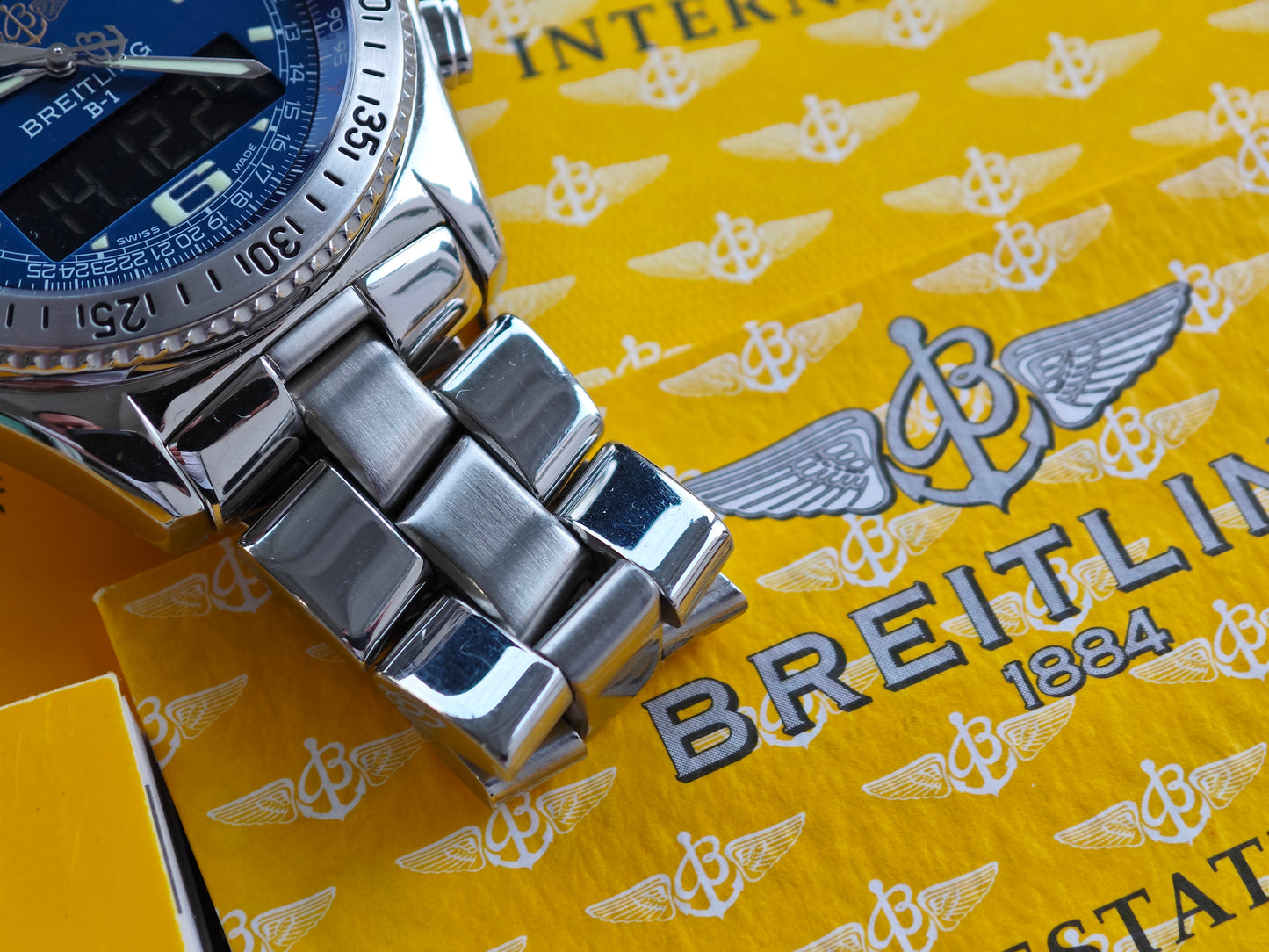 MINT Breitling B1 MEGA MEGA FULL SET - Light & Sound Work