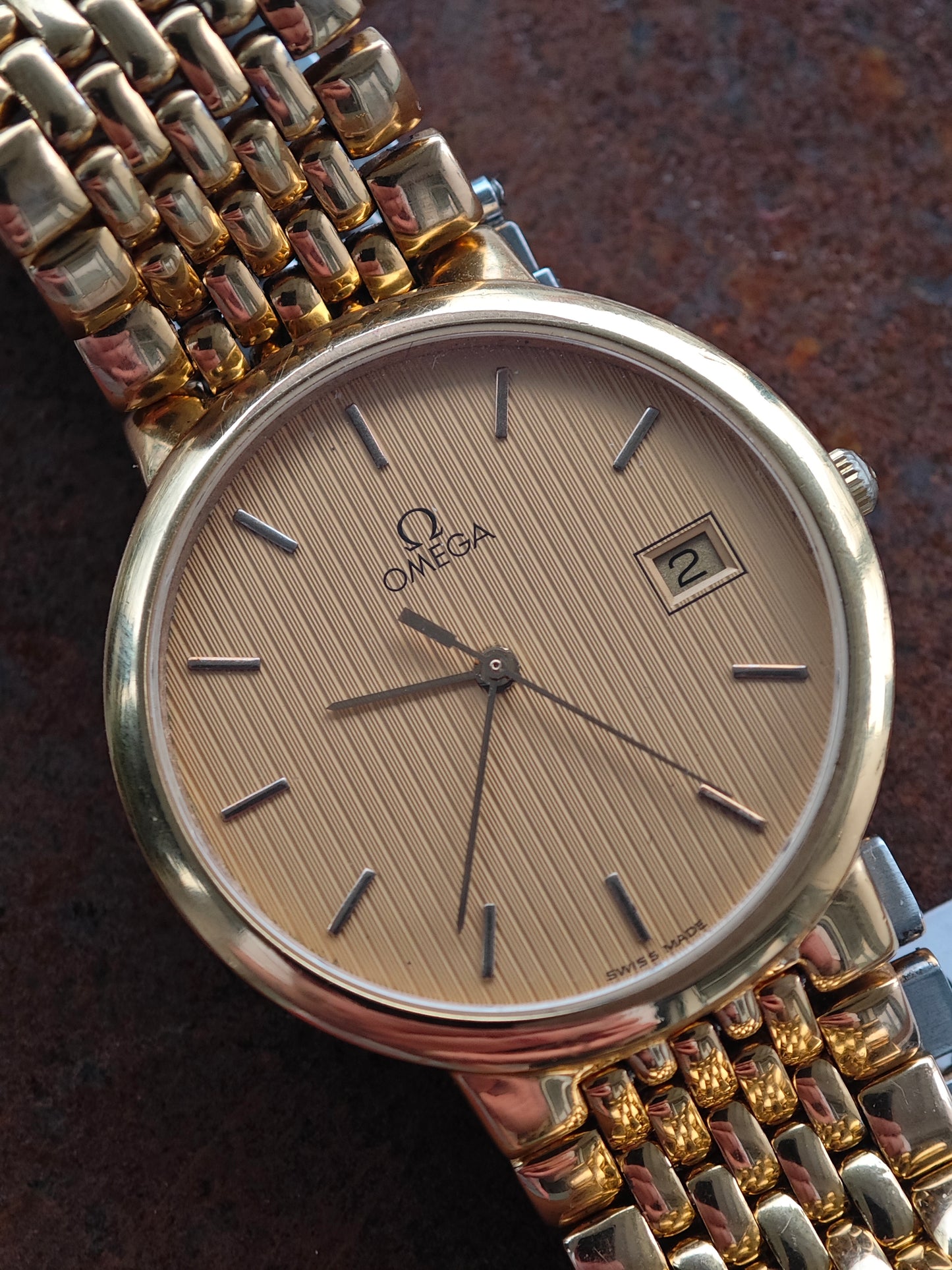 OMEGA DeVille Dress Watch - stripe dial - 19cm wrist size gold plated