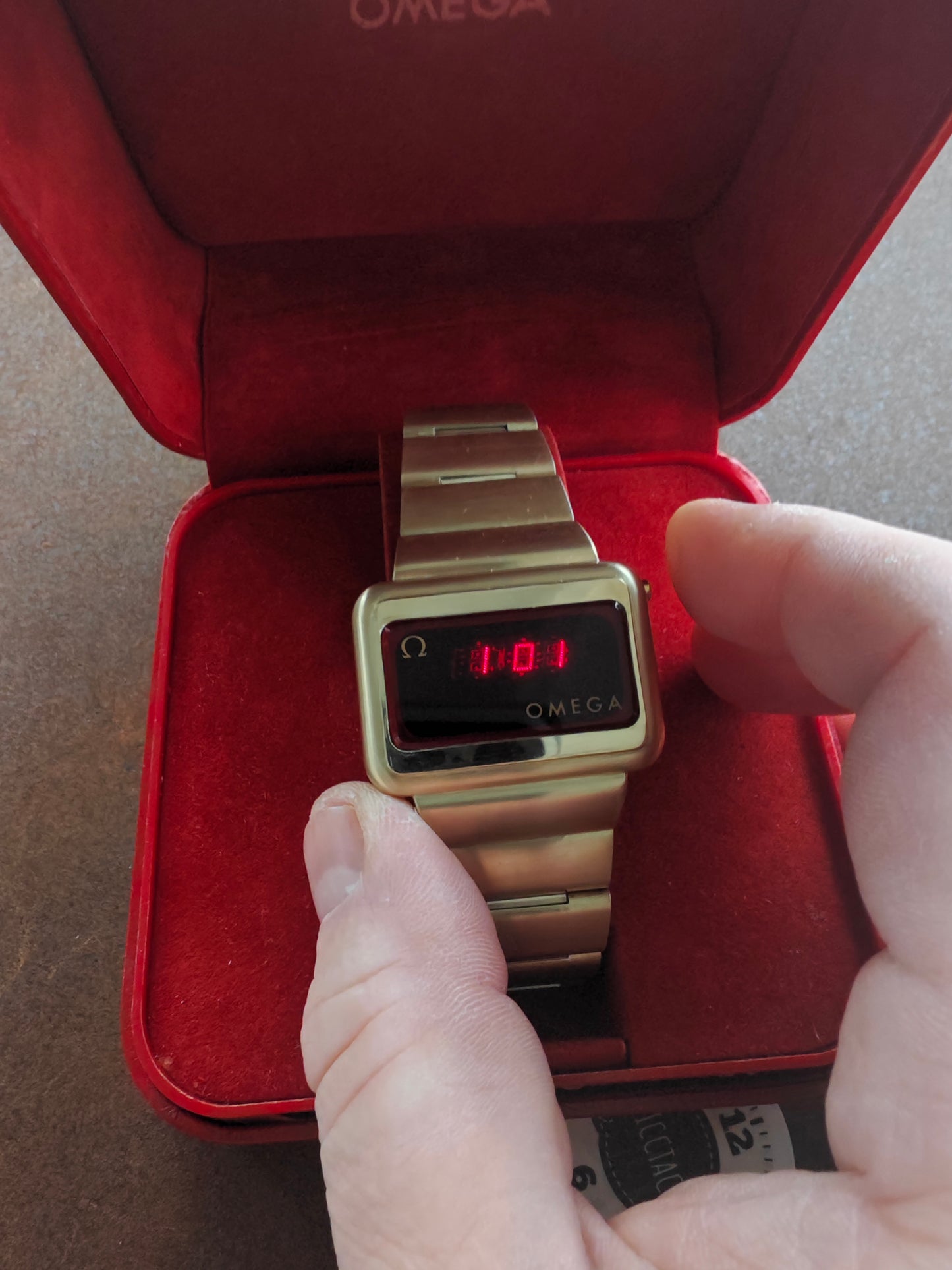 1975 - MINT+++ OMEGA Constellation TC3 LED watch Time Computer - goldplated / original movement