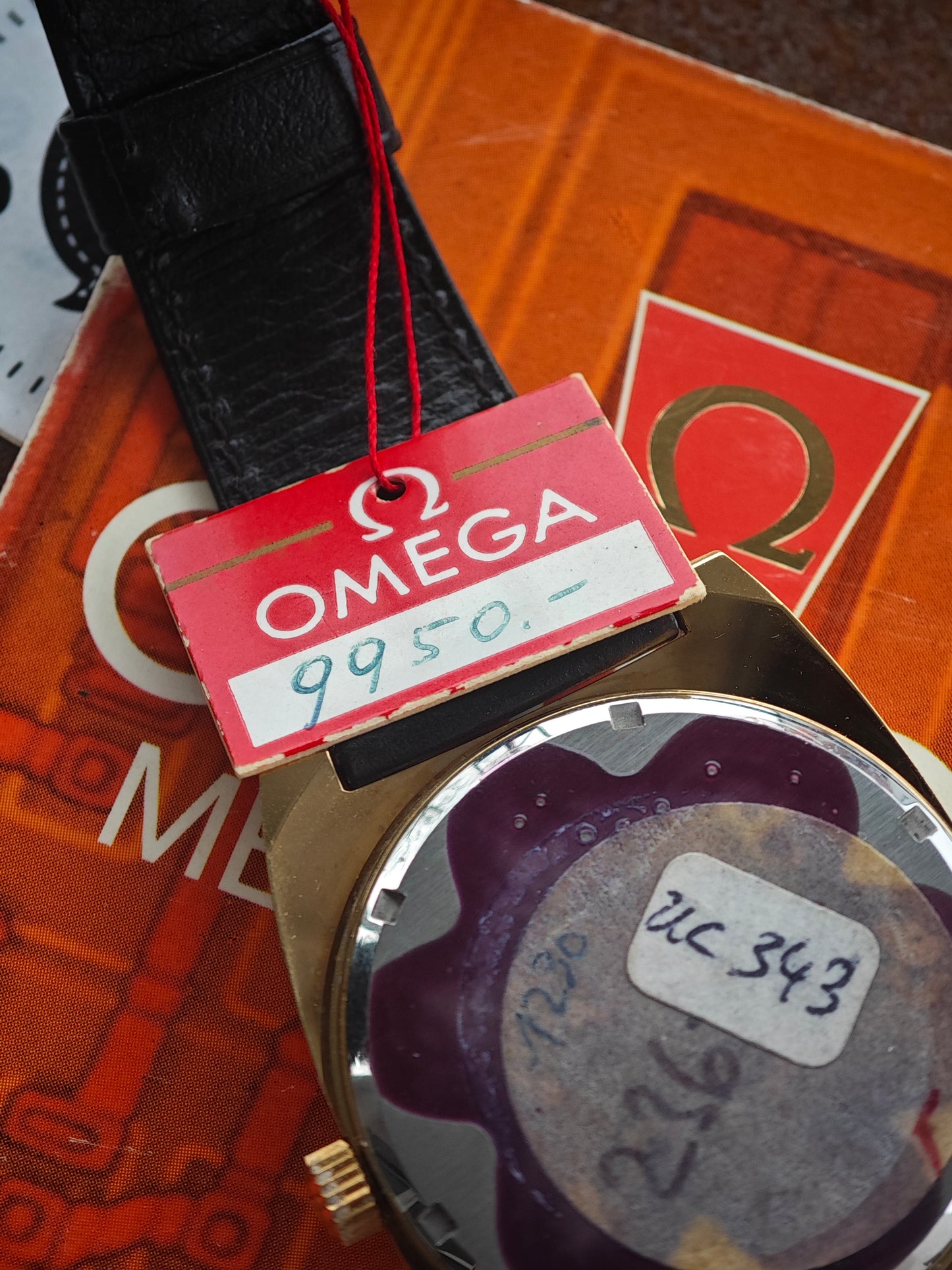 NOS OMEGA Constellation MEGASONIC 720Hz & Manual & purple wax & Hang Tag