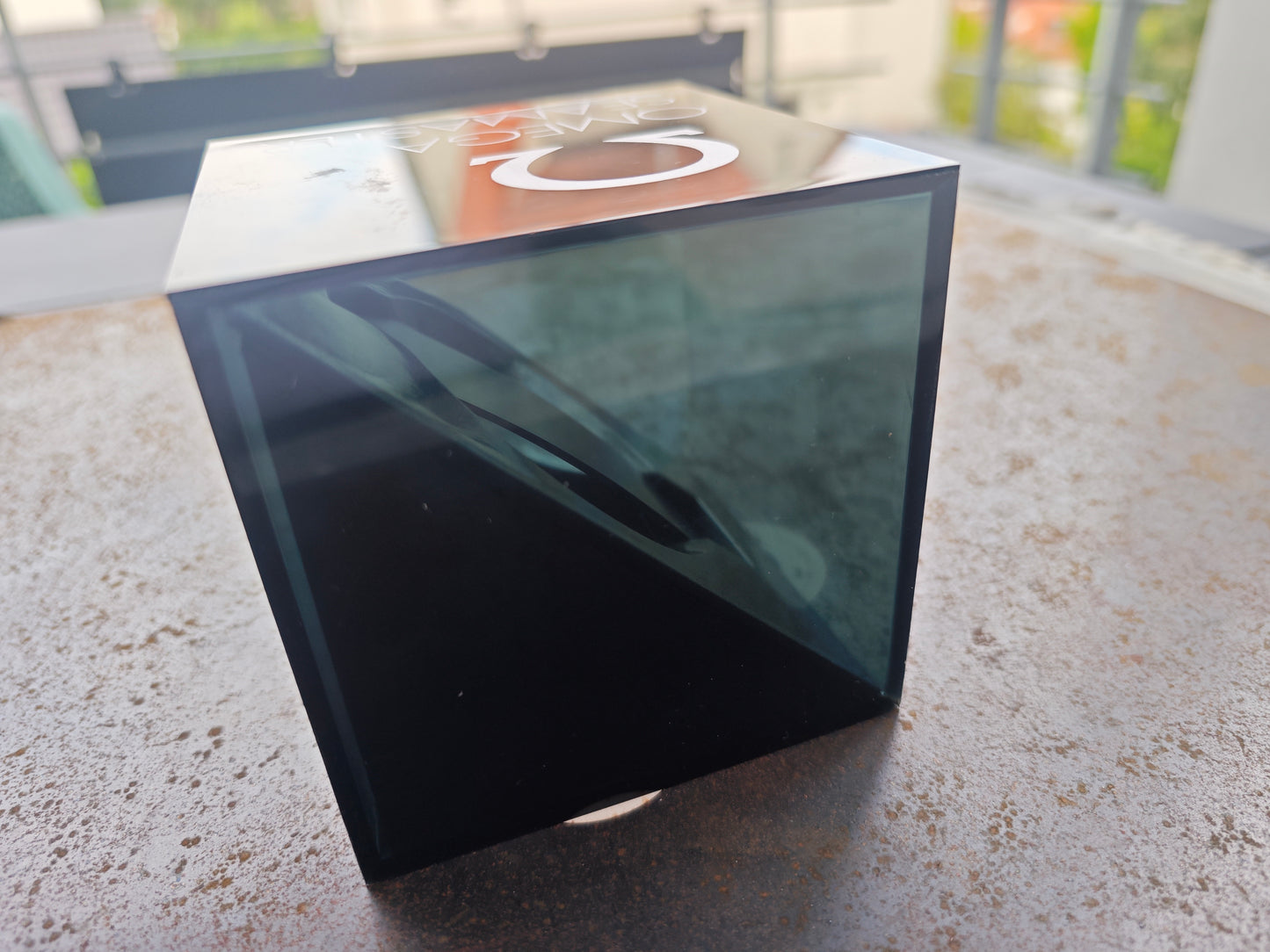 Scatola cubica in plexiglas OMEGA SEAMASTER estremamente rara per i modelli OMEGA Ploprof 600 e 1000