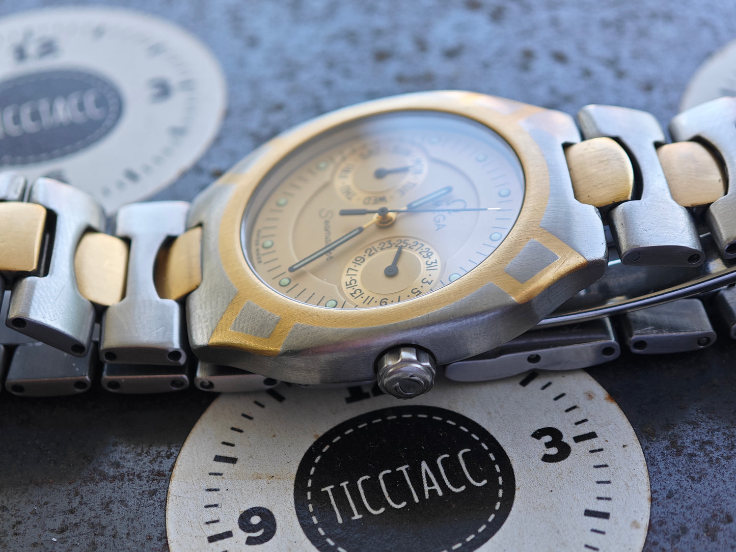 OMEGA SEAMASTER Polaris Manhattan quadrante dorato Cal 1444 Raro bracciale bicolore