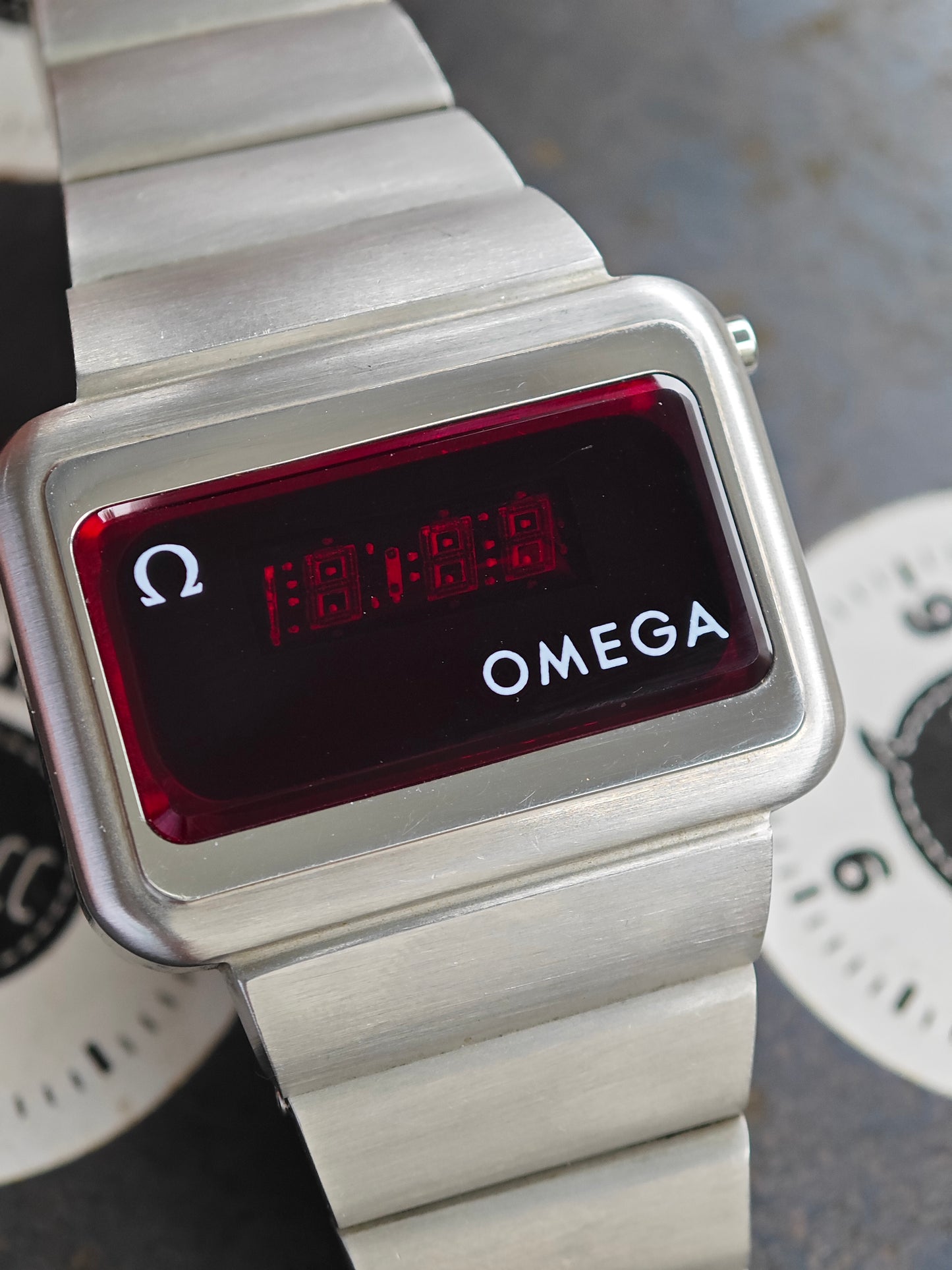 NOS OMEGA Zeitcomputer TC3 LED - Modernes Modul