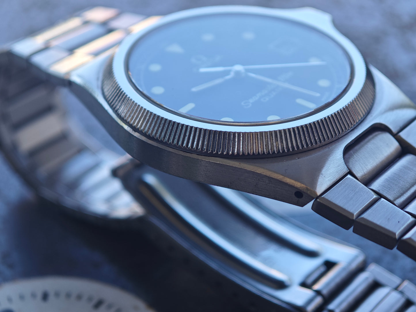 NEUWERTIGES OMEGA Seamaster 120 m Armadillo Dots Langes Armband