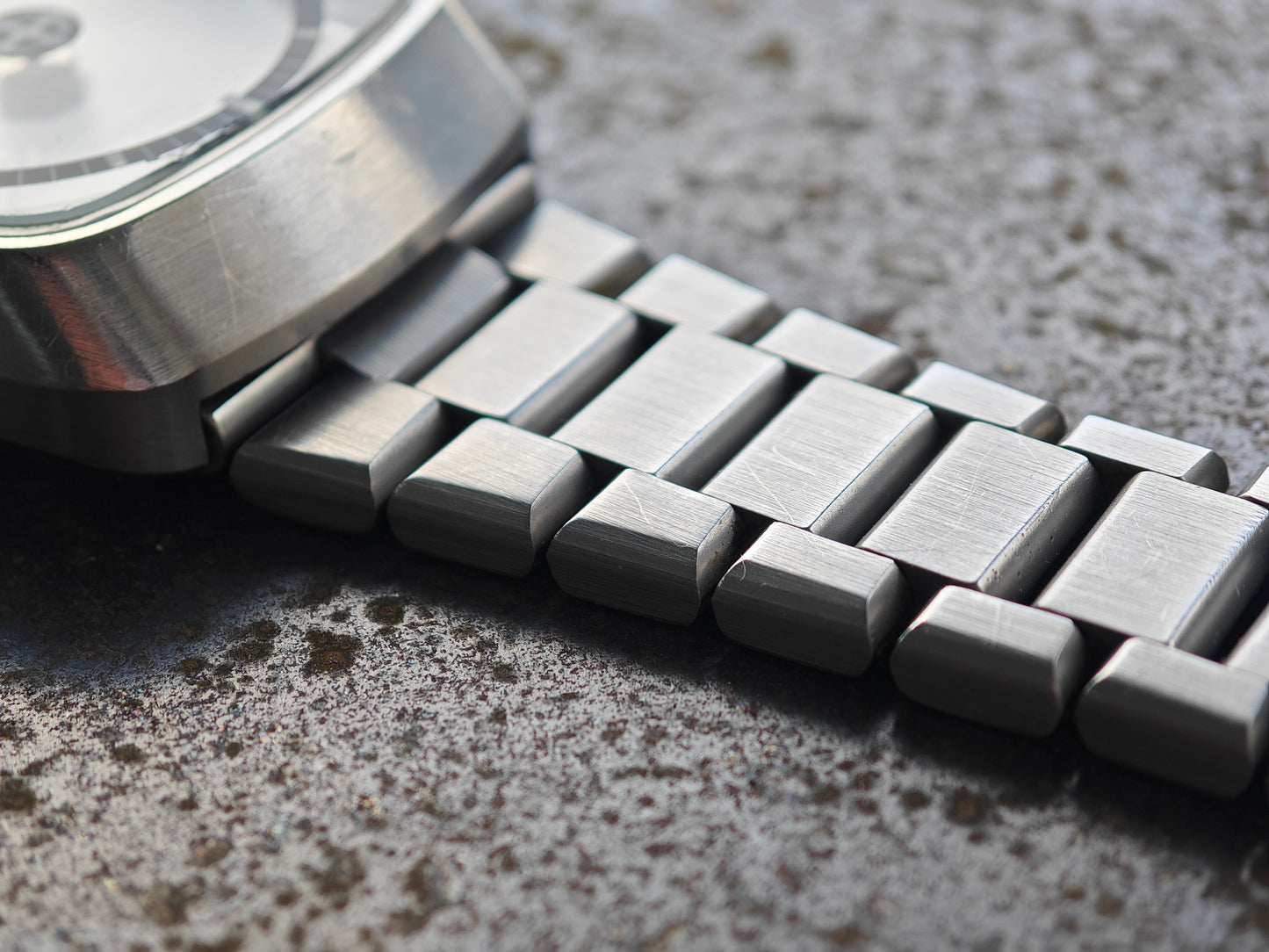 Quadrante argento misterioso Zodiac Astrographic SST e bracciale Chatelain