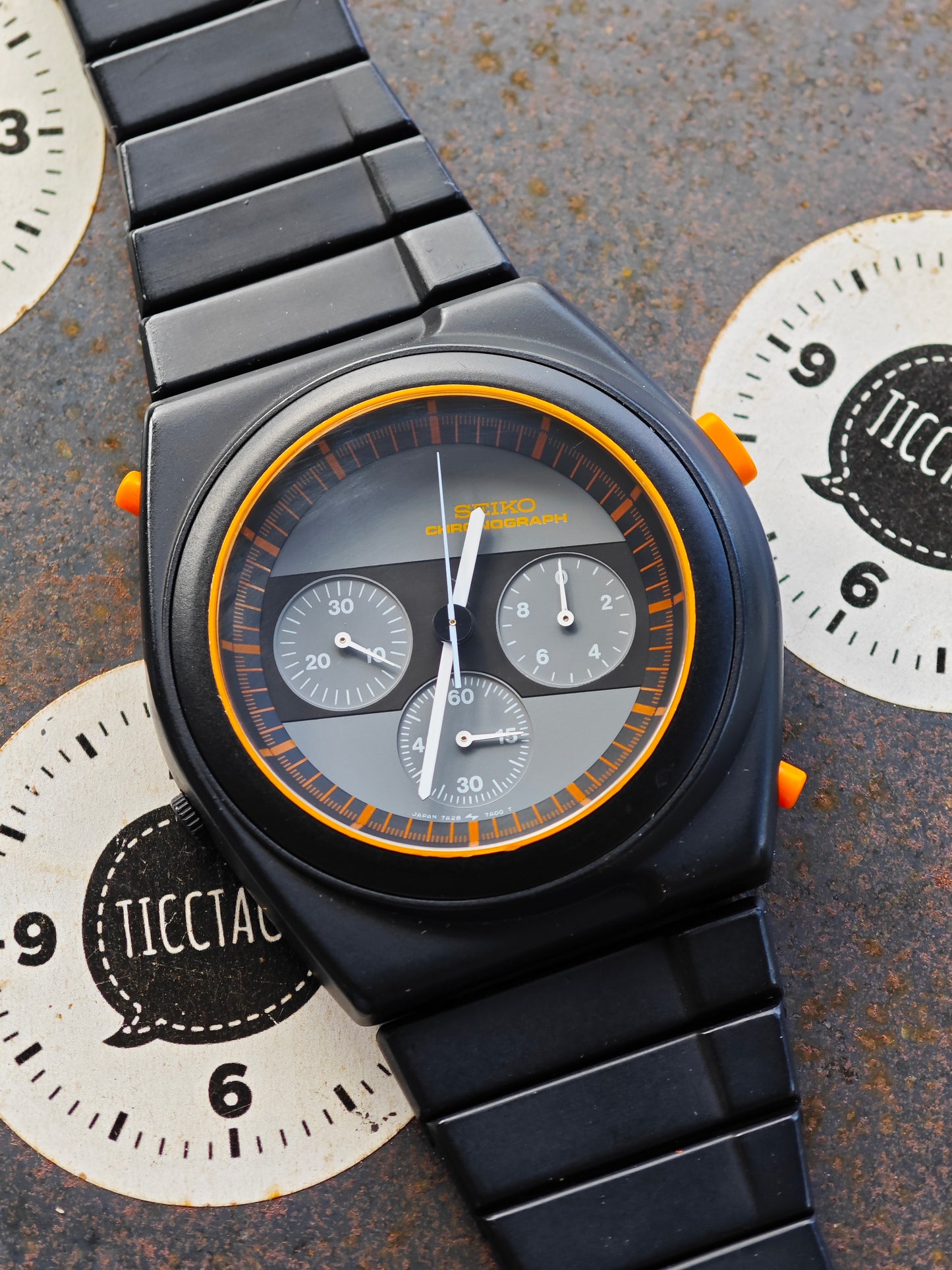 SEIKO 7a28-7A00 Giugiaro Design New Old Stock May 1986 Boxed Black