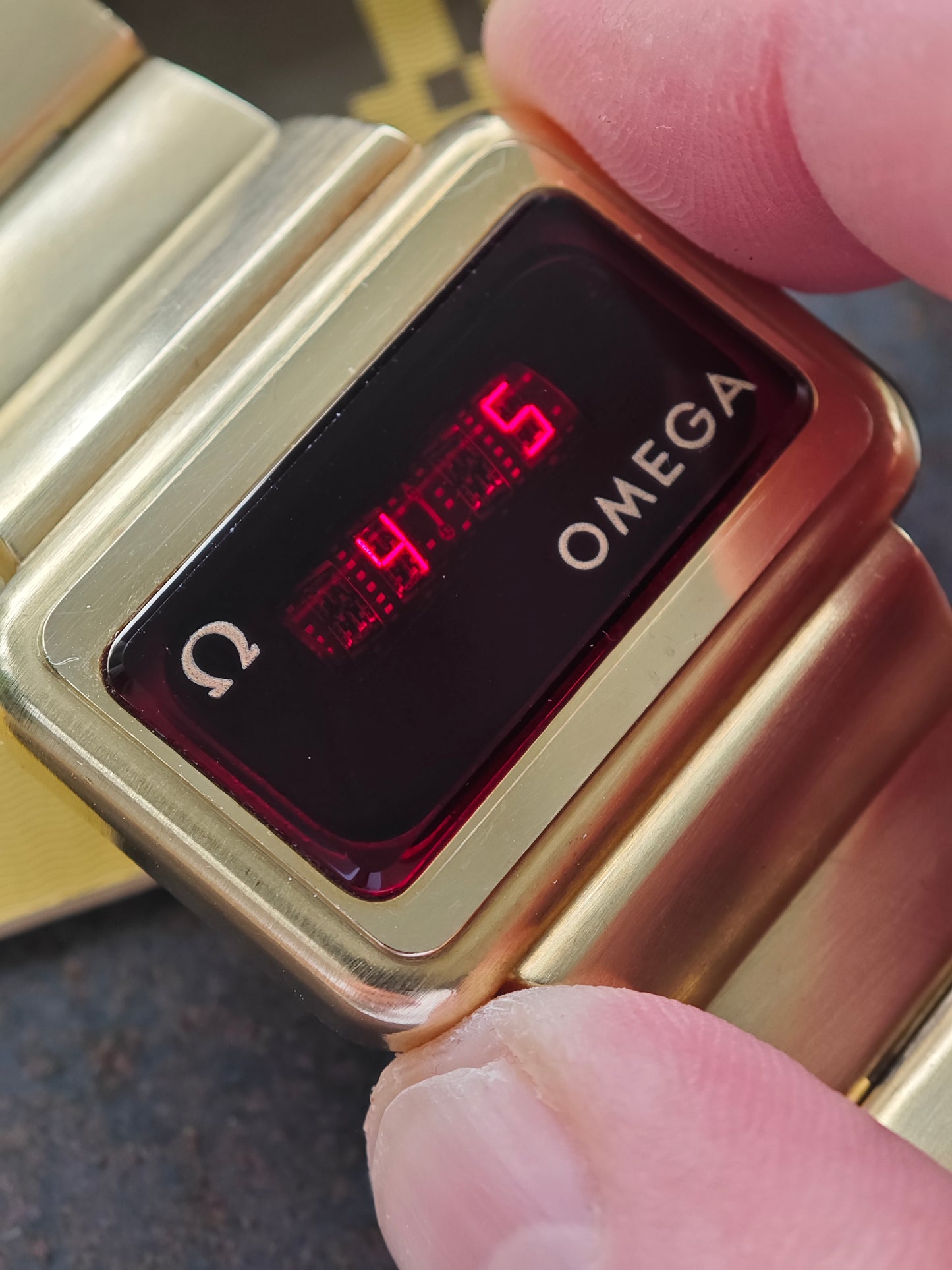 N.O.S. OMEGA Time Computer TC3 LED cal. 1602 gold plated Full Set 1977 - New Module