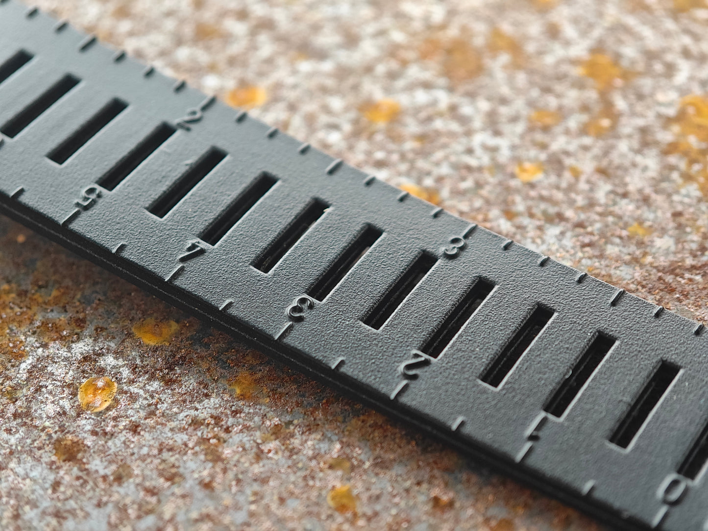 Amazing Breitling COLT 1st Generation Military watch black PVD & original Rubber Strap !!!