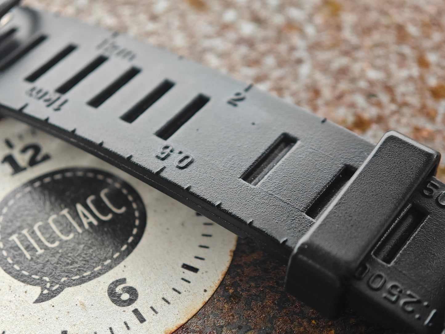 Amazing Breitling COLT 1st Generation Military watch black PVD & original Rubber Strap !!!