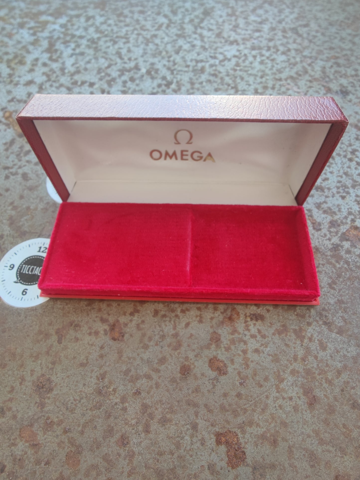 MINT Omega 60s Premium Box