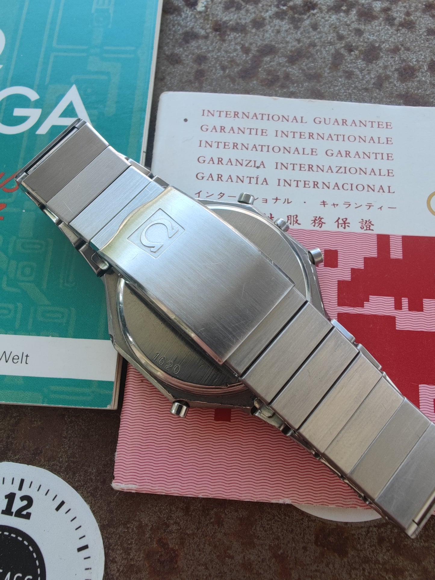 OMEGA SEAMASTER LCD 1620 186.0003 & Papers