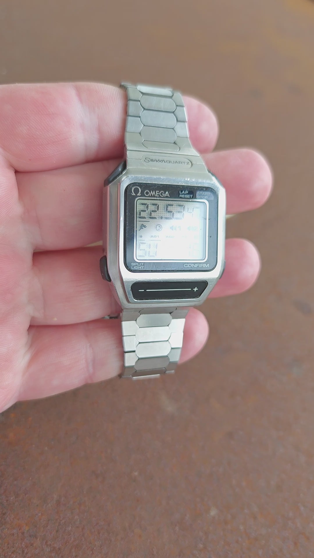 OMEGA Sensorquartz 1640 LCD Watch - 19cm wrist size – TiccTacc