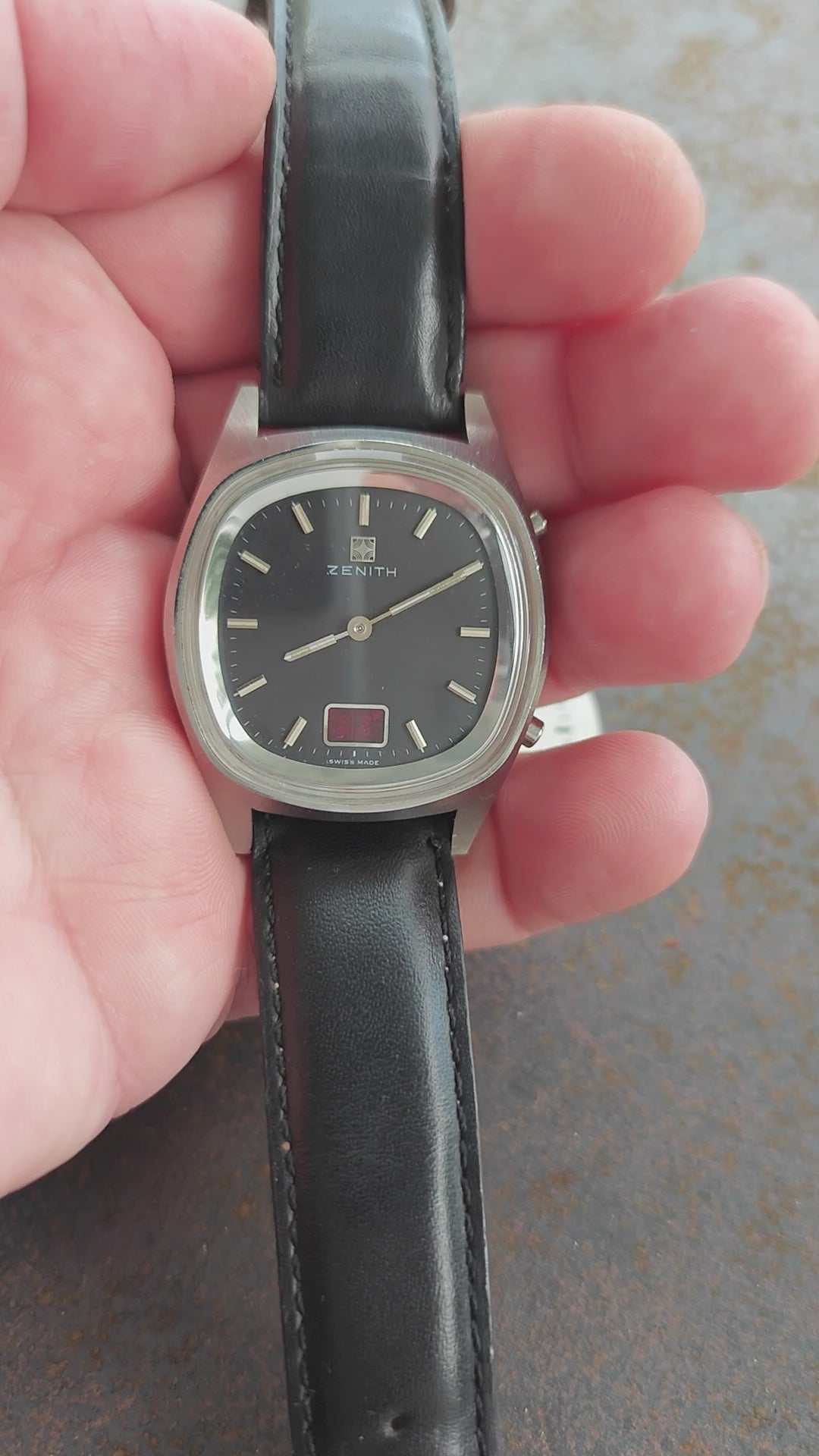 MINT Zenith Futur Time Command Rare black dial version – TiccTacc