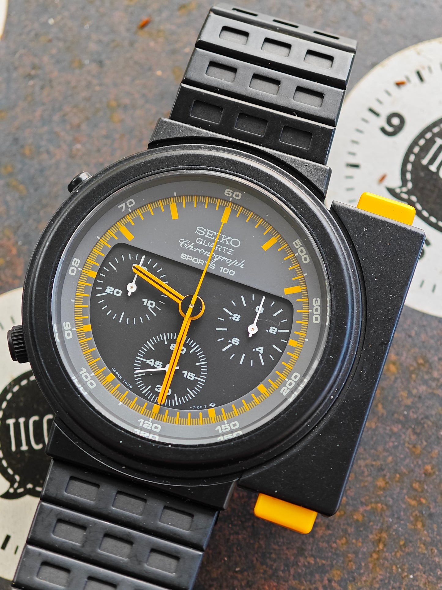 NOS SEIKO Alien Ripley 7a28-7000 PVD nero