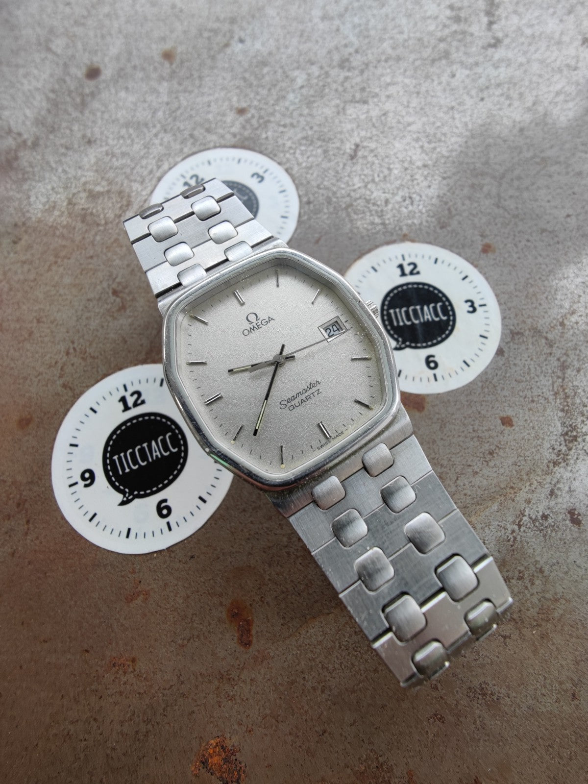 Omega 1430 quartz hotsell