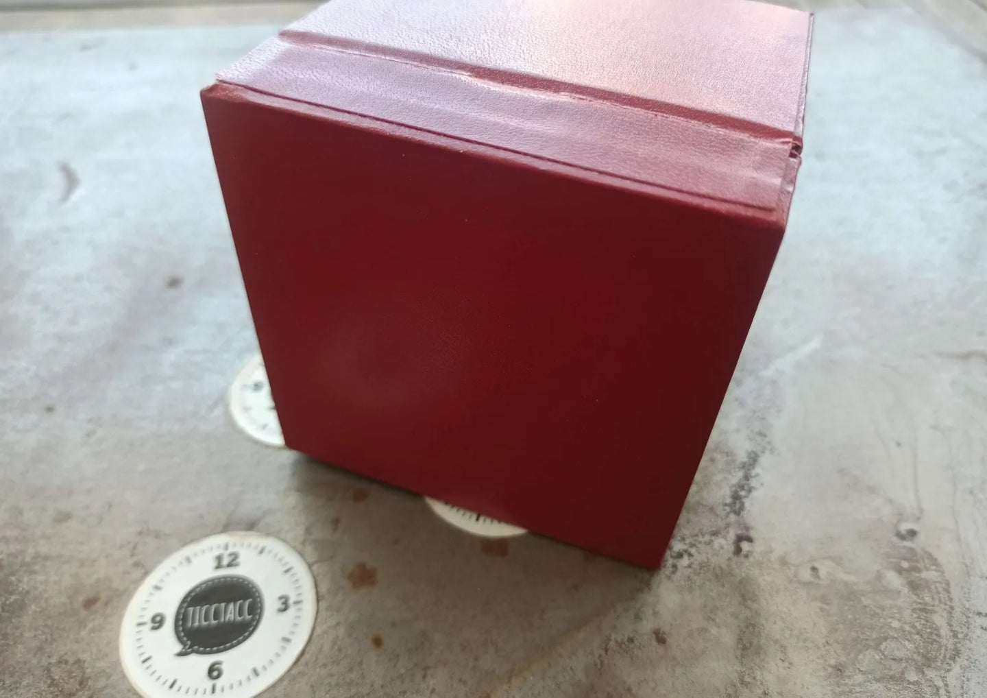 OMEGA cube box - MINT - AS NEW